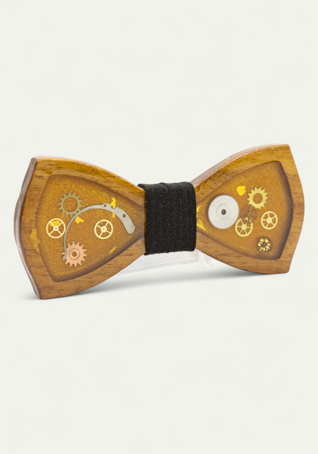 Papillon resinato modello Gears a sfondo oro