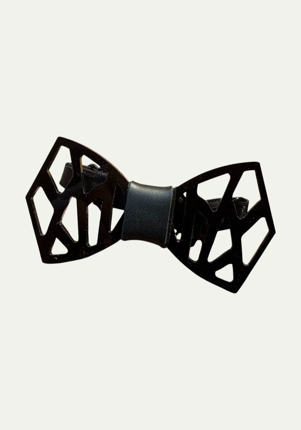 Papillon in plexiglass nero lucido  traforato